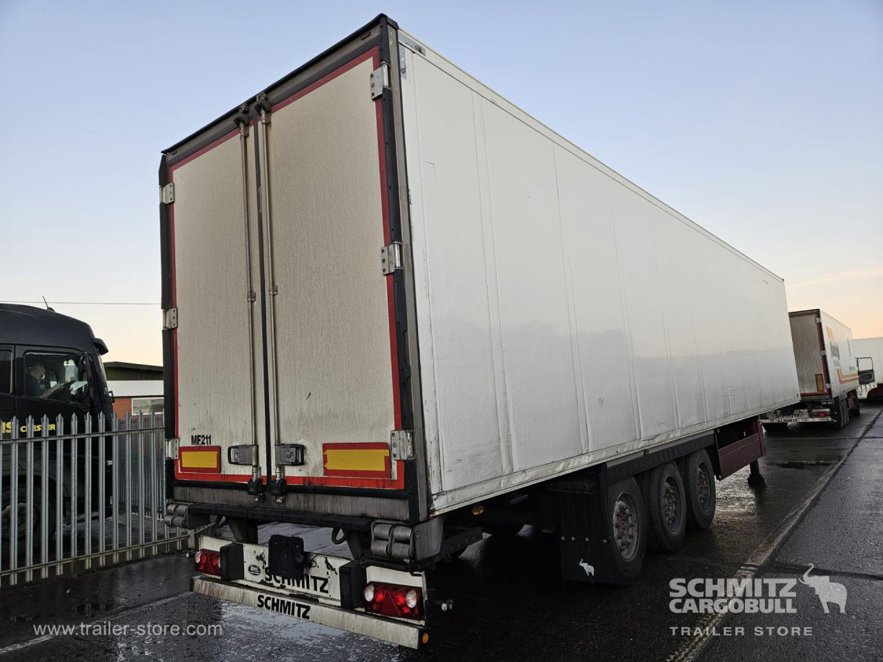 Изотермический полуприцеп SCHMITZ Reefer Multitemp: фото 10 Изотермический полуприцеп SCHMITZ Reefer Multitemp: фото 10