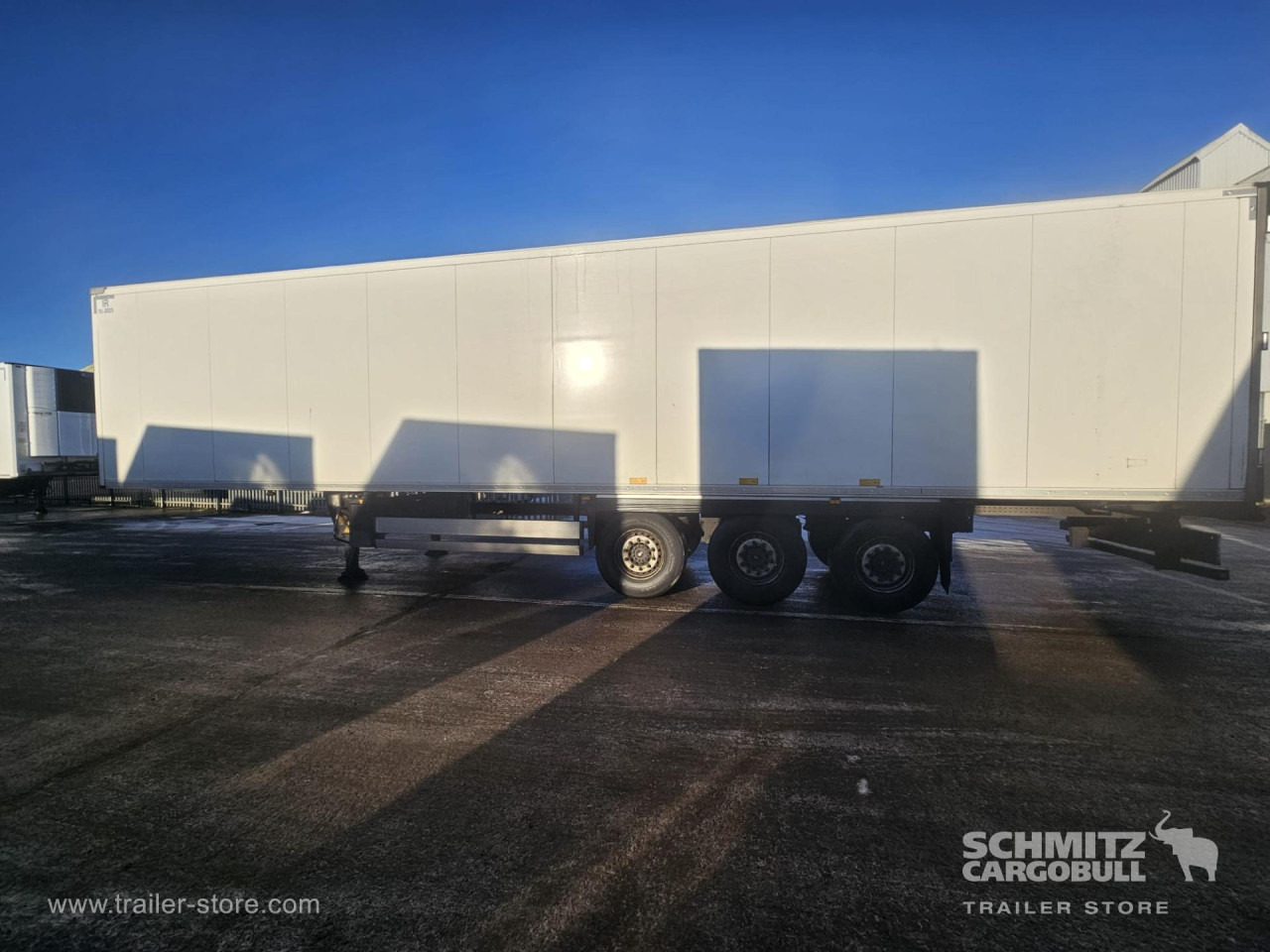 SCHMITZ Reefer Multitemp - Изотермический полуприцеп: фото 2 SCHMITZ Reefer Multitemp - Изотермический полуприцеп: фото 2