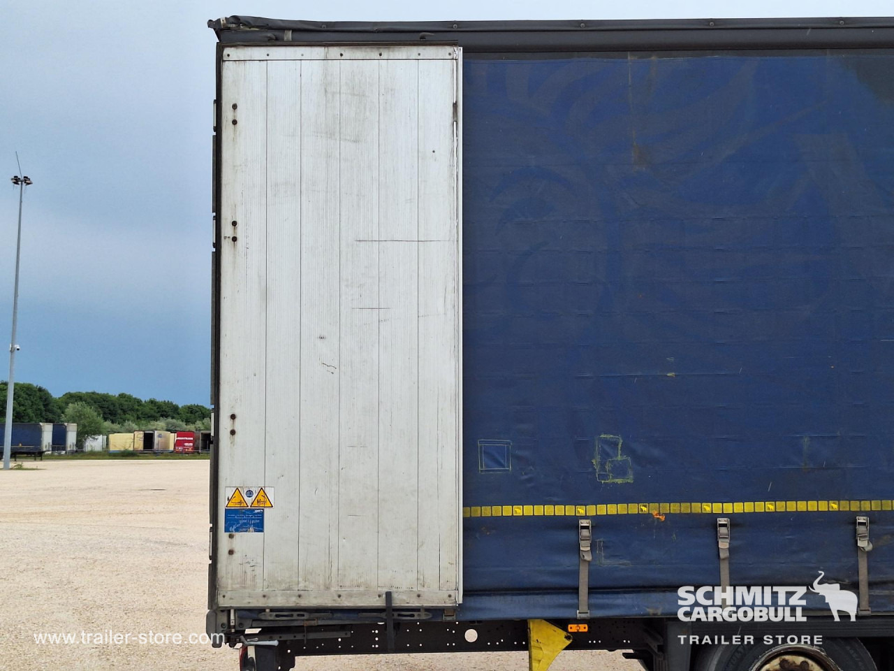 SCHMITZ Curtainsider Mega - Тентованный полуприцеп: фото 4 SCHMITZ Curtainsider Mega - Тентованный полуприцеп: фото 4