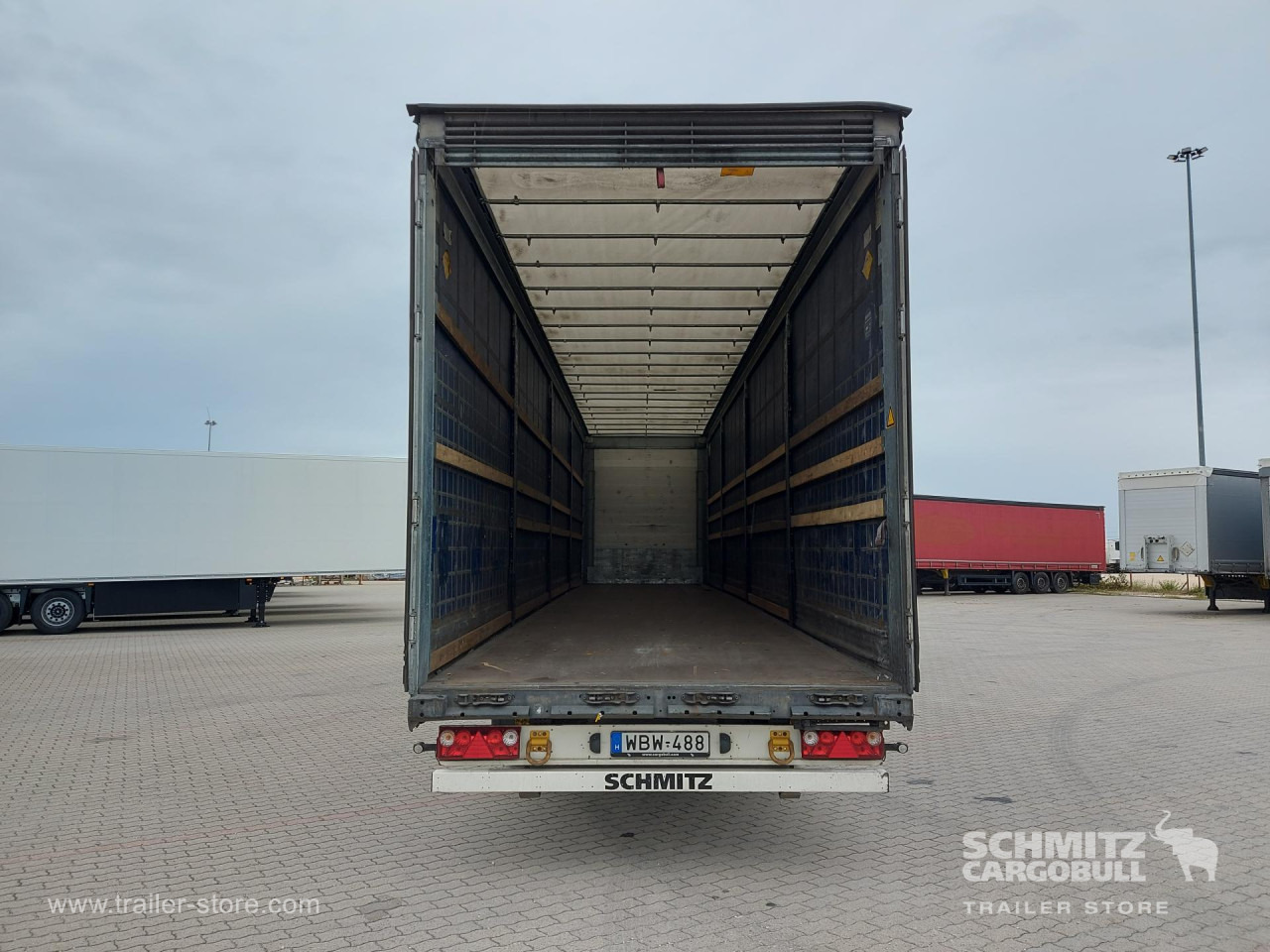 SCHMITZ Curtainsider Mega - Тентованный полуприцеп: фото 2 SCHMITZ Curtainsider Mega - Тентованный полуприцеп: фото 2