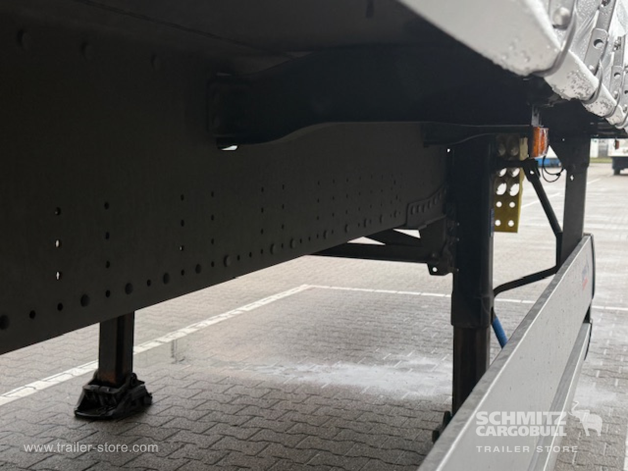 SCHMITZ Oplegger Schuifzeil Standard - Тентованный полуприцеп: фото 3 SCHMITZ Oplegger Schuifzeil Standard - Тентованный полуприцеп: фото 3