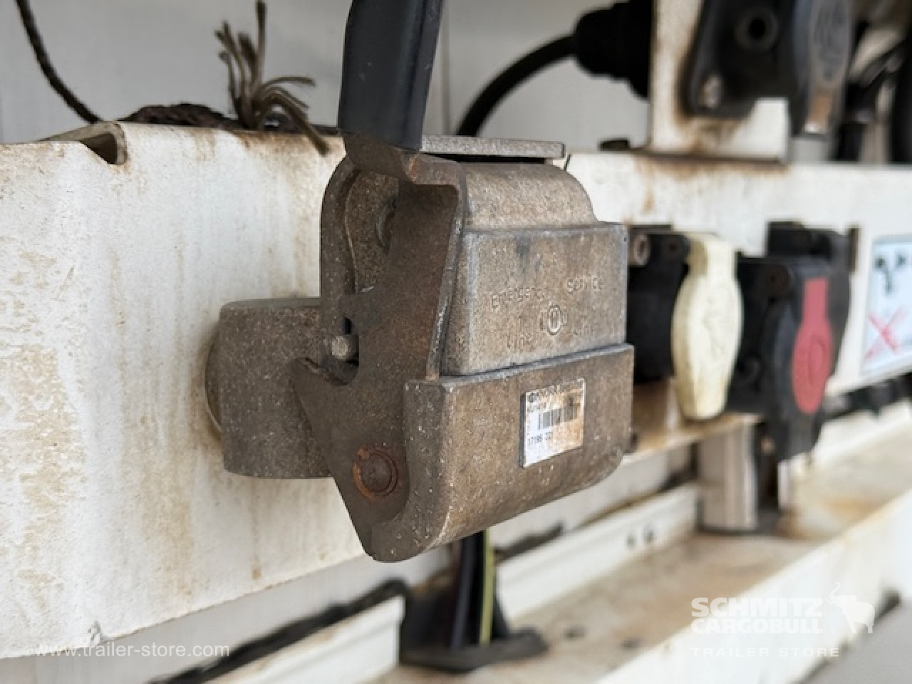 SCHMITZ Oplegger Vries Multitemp Double deck - Изотермический полуприцеп: фото 5 SCHMITZ Oplegger Vries Multitemp Double deck - Изотермический полуприцеп: фото 5