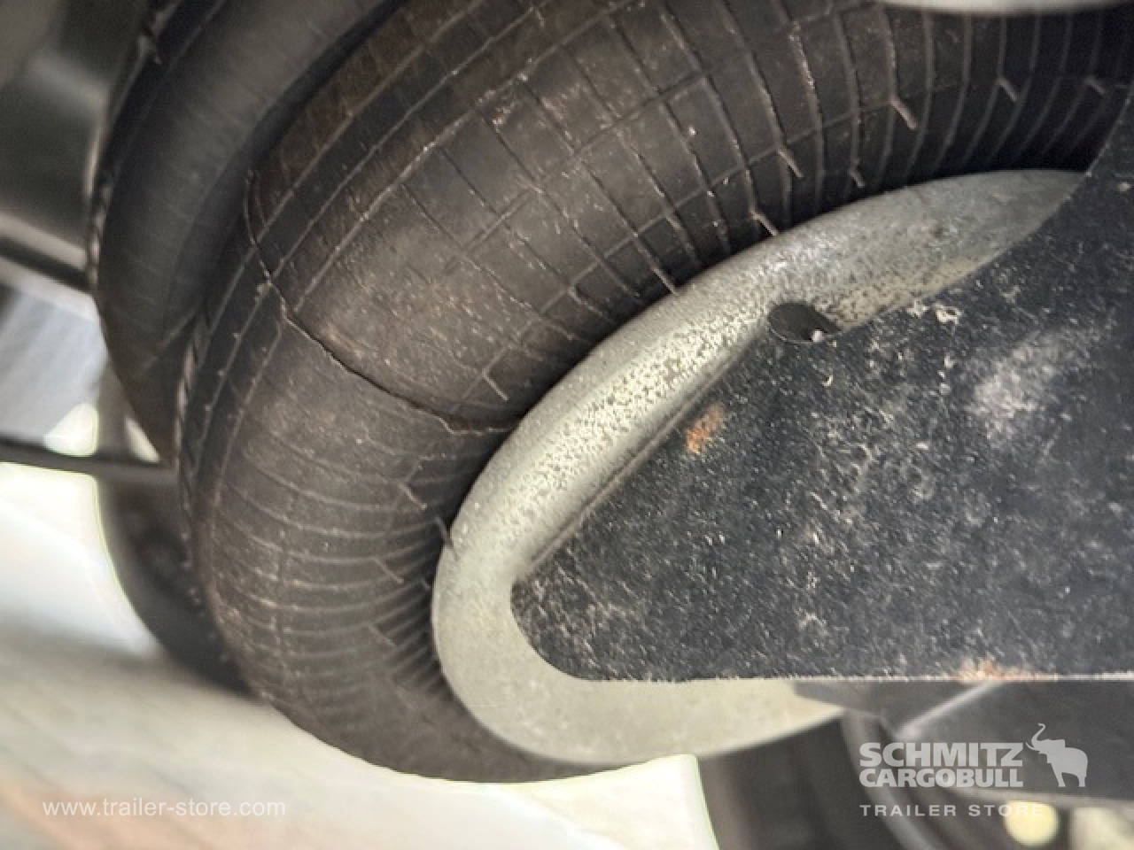 SCHMITZ Oplegger Vries Standard - Изотермический полуприцеп: фото 3 SCHMITZ Oplegger Vries Standard - Изотермический полуприцеп: фото 3