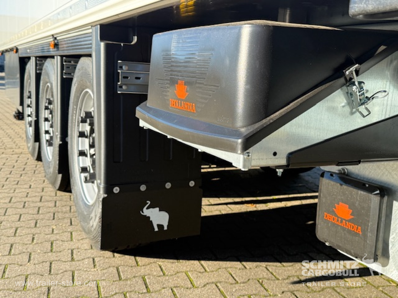 SCHMITZ Oplegger Vries Standard Taillift - Изотермический полуприцеп: фото 3 SCHMITZ Oplegger Vries Standard Taillift - Изотермический полуприцеп: фото 3