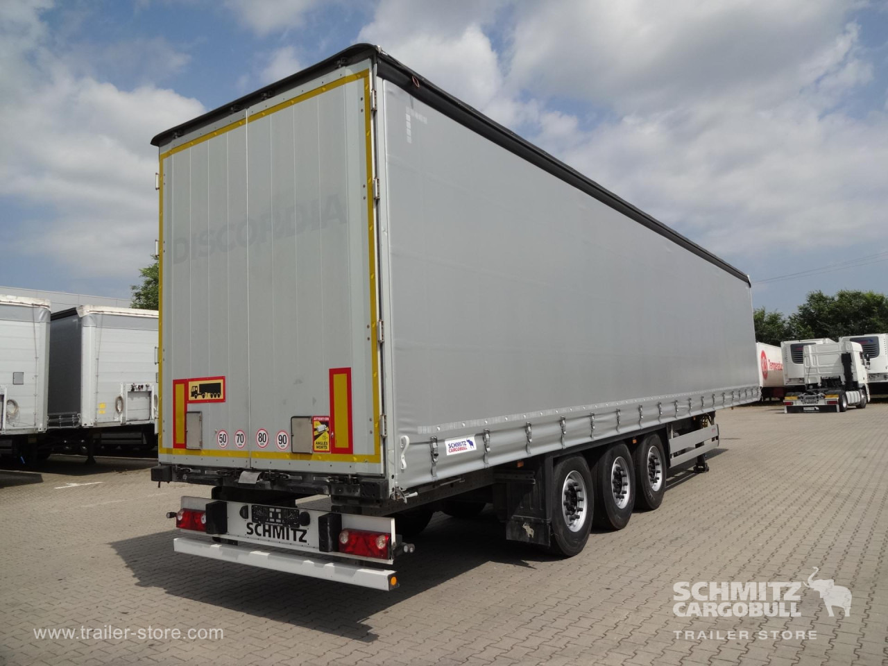 SCHMITZ Curtainsider Standard - Тентованный полуприцеп: фото 1 SCHMITZ Curtainsider Standard - Тентованный полуприцеп: фото 1