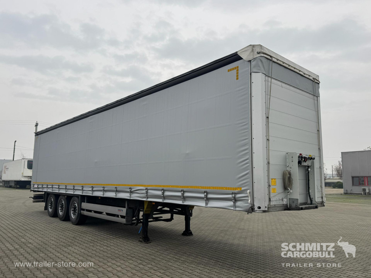 SCHMITZ Curtainsider Standard - Тентованный полуприцеп: фото 1 SCHMITZ Curtainsider Standard - Тентованный полуприцеп: фото 1