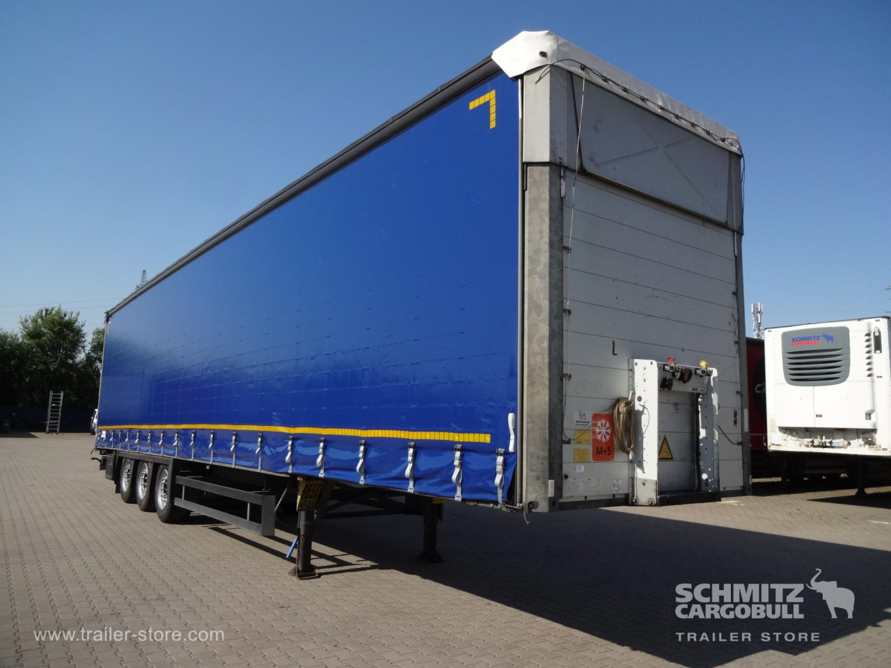 SCHMITZ Curtainsider Varios - Тентованный полуприцеп: фото 1 SCHMITZ Curtainsider Varios - Тентованный полуприцеп: фото 1