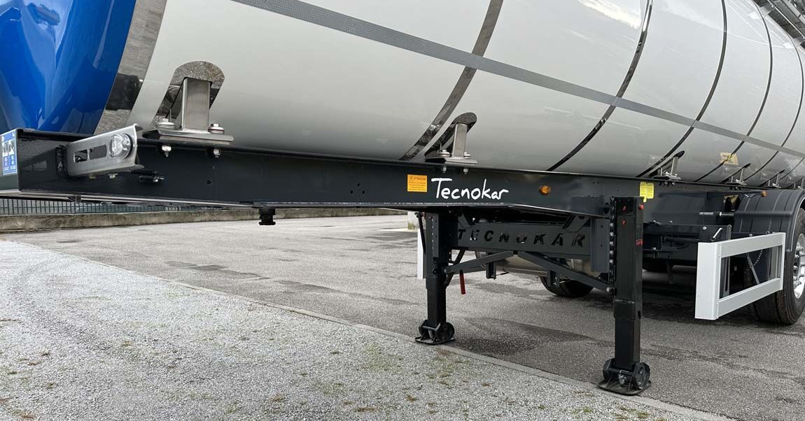 Новый Полуприцеп-цистерна для транспортировки пищевых продуктов Bata CISTERNA SUPER LIGHT NUOVA: фото 11 Новый Полуприцеп-цистерна для транспортировки пищевых продуктов Bata CISTERNA SUPER LIGHT NUOVA: фото 11