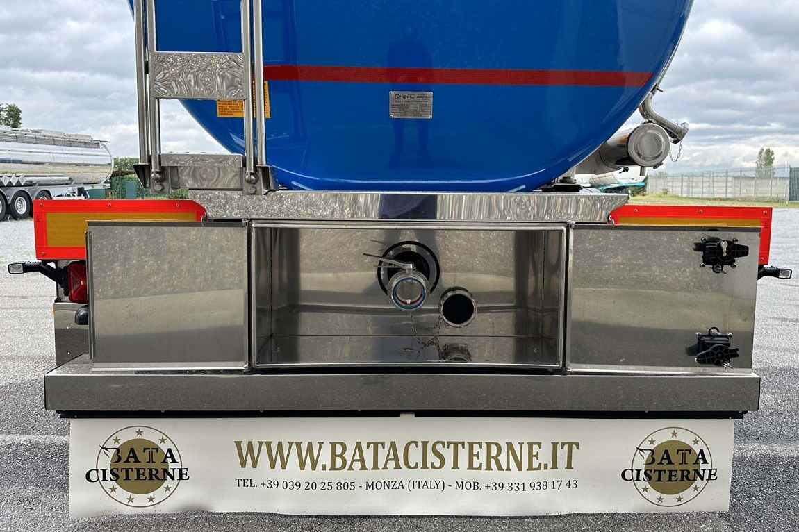 Новый Полуприцеп-цистерна для транспортировки пищевых продуктов Bata CISTERNA SUPER LIGHT NUOVA: фото 14 Новый Полуприцеп-цистерна для транспортировки пищевых продуктов Bata CISTERNA SUPER LIGHT NUOVA: фото 14