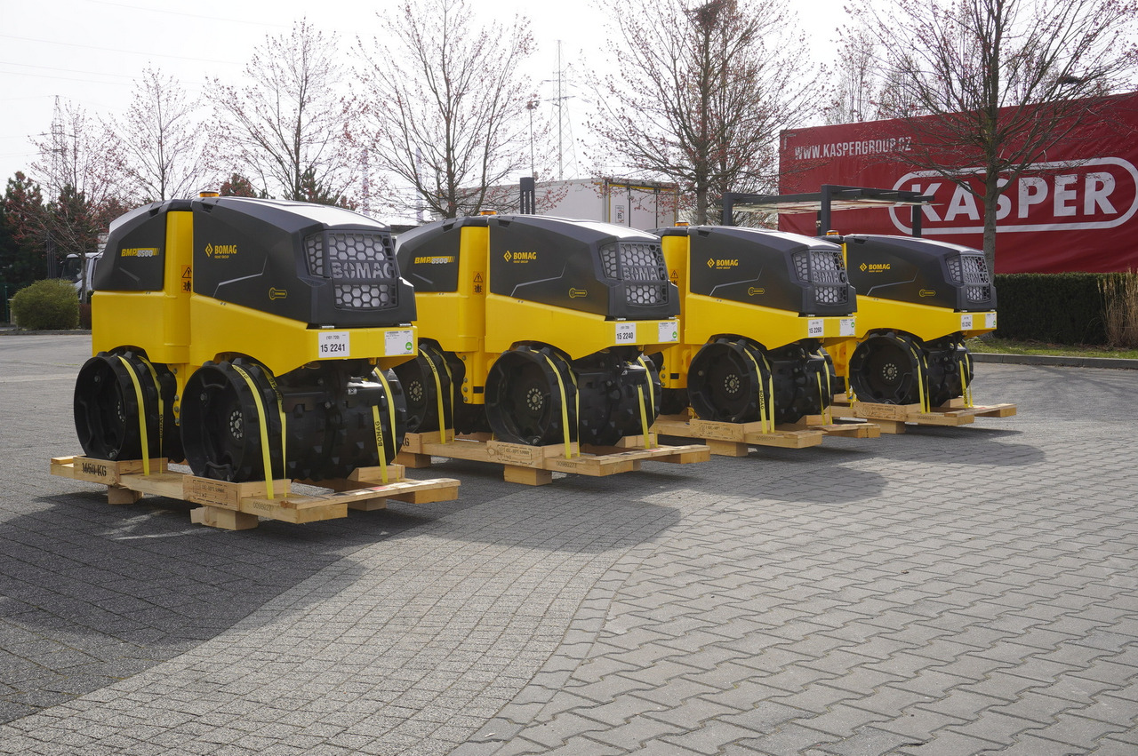 BOMAG BMP 8500 brand-new trench roller / Remote Control / 4 units - Стабилизатор грунта: фото 3 BOMAG BMP 8500 brand-new trench roller / Remote Control / 4 units - Стабилизатор грунта: фото 3