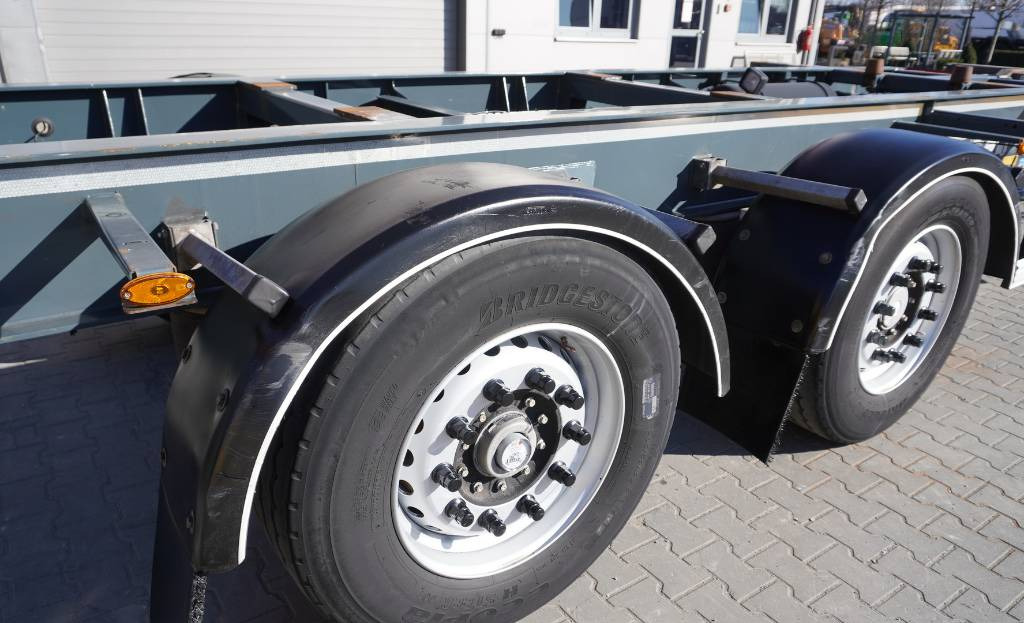 Fruehauf Trailer BDF (NEW) 6,000 km !!! - Прицеп-контейнеровоз/ Сменный кузов: фото 2 Fruehauf Trailer BDF (NEW) 6,000 km !!! - Прицеп-контейнеровоз/ Сменный кузов: фото 2