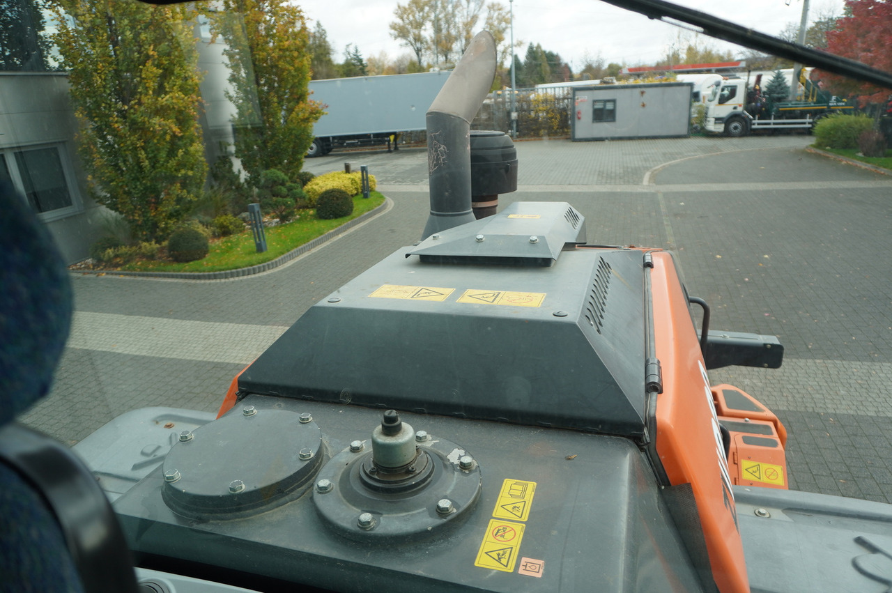 Колёсный погрузчик HITACHI ZW220 articulated loader / 2 buckets: фото 30 Колёсный погрузчик HITACHI ZW220 articulated loader / 2 buckets: фото 30