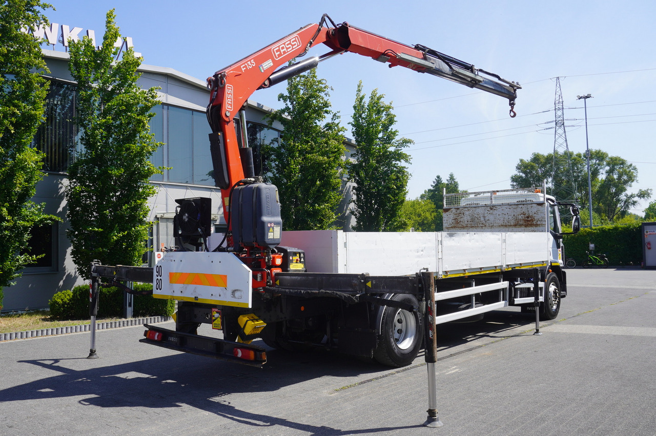 IVECO EUROCARGO 190-280L / FASSI F135A / 8 M / Lift cap. 5580 kg - Автоманипулятор: фото 3 IVECO EUROCARGO 190-280L / FASSI F135A / 8 M / Lift cap. 5580 kg - Автоманипулятор: фото 3