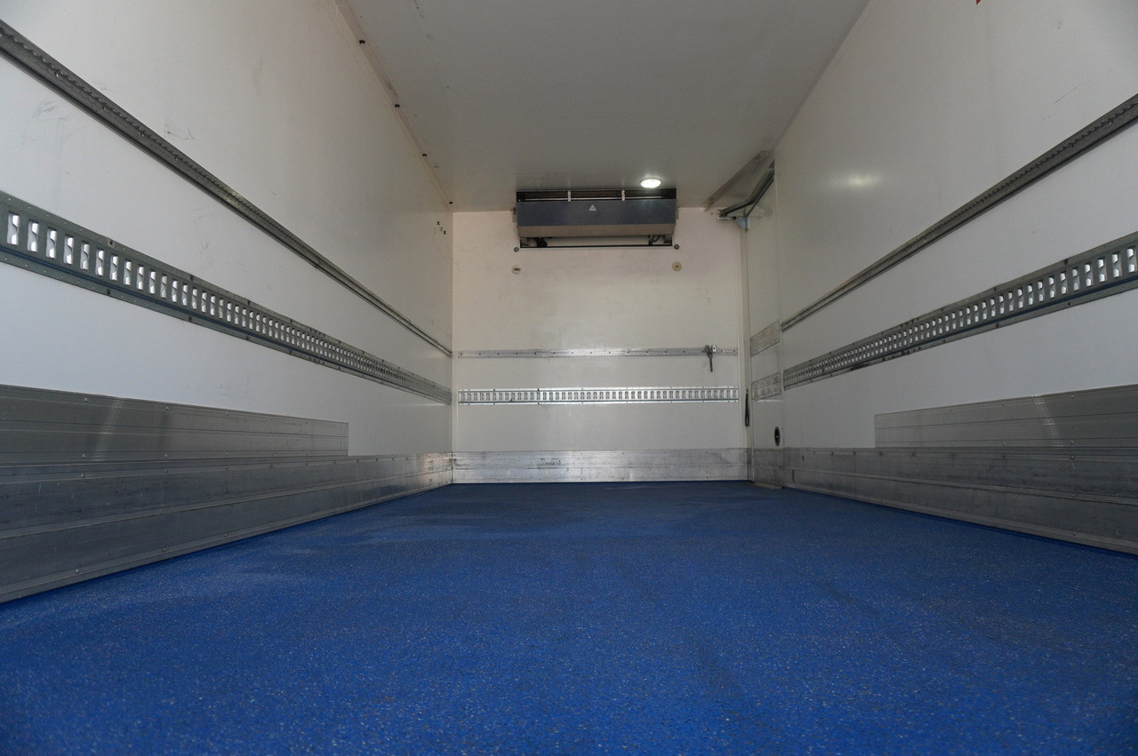 IVECO Eurocargo 100-190 4x2 E6 / Refrigerator / Dhollandia 1.5 T - Рефрижератор: фото 5 IVECO Eurocargo 100-190 4x2 E6 / Refrigerator / Dhollandia 1.5 T - Рефрижератор: фото 5