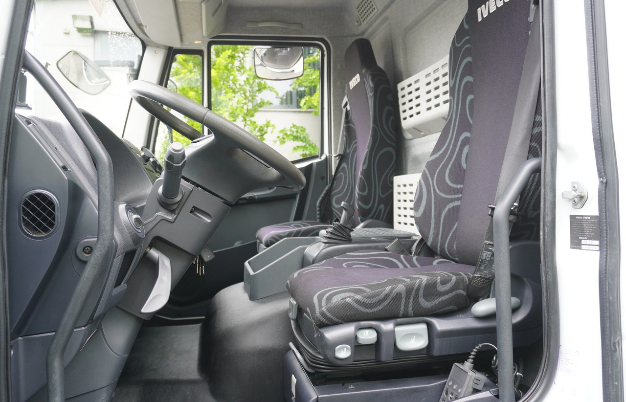 Грузовик бортовой/ Платформа IVECO Eurocargo 150 E25 / 90 tho. km !!! / Tow truck: фото 19