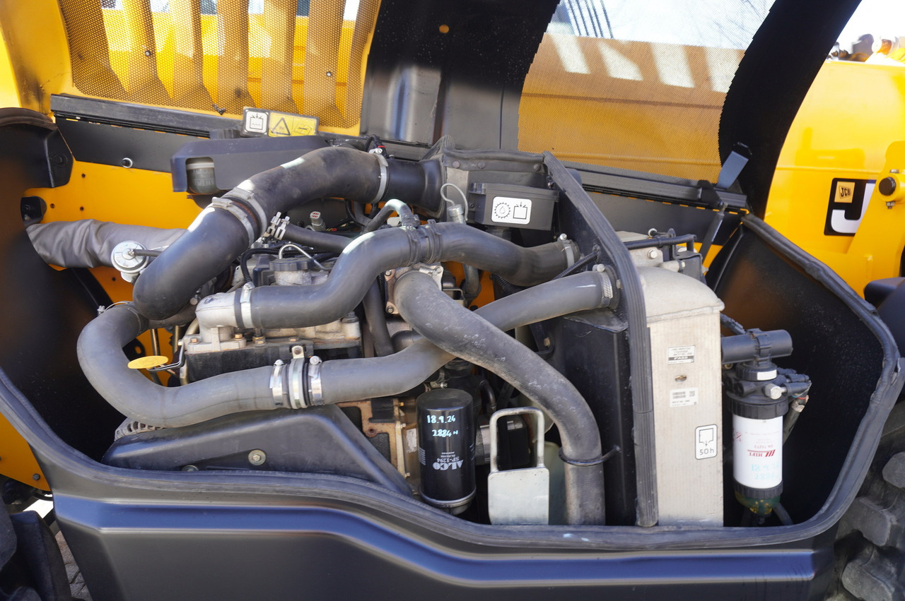 Телескопический фронтальный погрузчик JCB 540-200 Telescopic Loader / 20m / joystick: фото 18