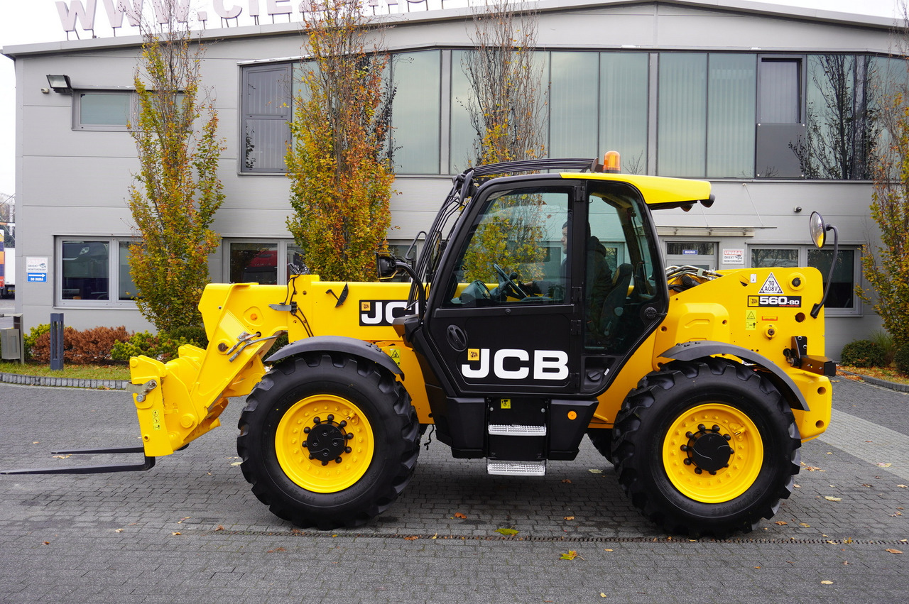 JCB 560-80 / 6 ton lifting capacity / power 146 HP - Телескопический погрузчик: фото 2 JCB 560-80 / 6 ton lifting capacity / power 146 HP - Телескопический погрузчик: фото 2
