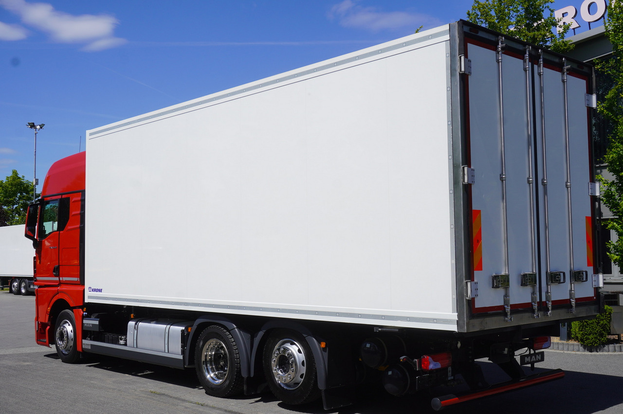 MAN MAN TGX 26.510 / 2022 / NEW Krone bitemperature refrigerated truck / Carrier Supra 850 MT / 4 units - Рефрижератор: фото 2 MAN MAN TGX 26.510 / 2022 / NEW Krone bitemperature refrigerated truck / Carrier Supra 850 MT / 4 units - Рефрижератор: фото 2