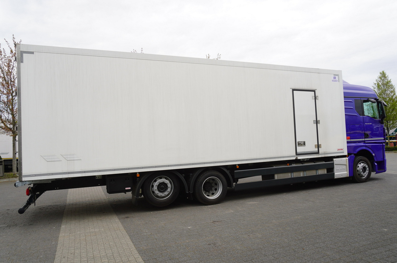 MAN New MAN TGX 26.400 / New Isotherm Plandex 23 Pallets / Warranty - Грузовик с закрытым кузовом: фото 2 MAN New MAN TGX 26.400 / New Isotherm Plandex 23 Pallets / Warranty - Грузовик с закрытым кузовом: фото 2