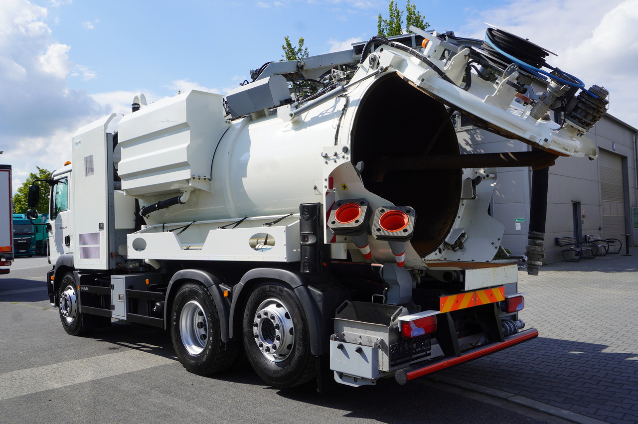MAN TGM 26.340 E6 / RIVARD sewage cleaner 11.8 m3 / 170 tho. km / steered axle - Ассенизатор: фото 5 MAN TGM 26.340 E6 / RIVARD sewage cleaner 11.8 m3 / 170 tho. km / steered axle - Ассенизатор: фото 5