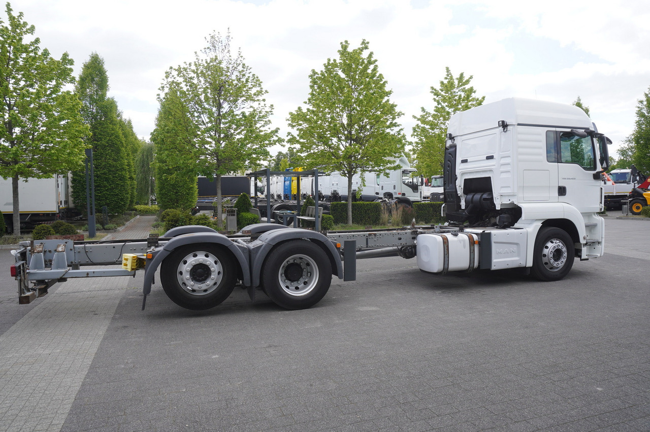 MAN TGS 26.420 / 7.5 m chassis / 14.5 t load cap. / Sleeping cab - Грузовик-шасси: фото 5 MAN TGS 26.420 / 7.5 m chassis / 14.5 t load cap. / Sleeping cab - Грузовик-шасси: фото 5