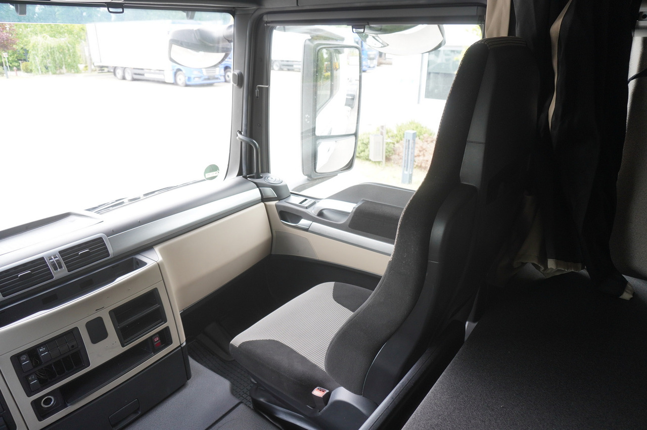 Грузовик-шасси MAN TGS 26.420 / 7.5 m chassis / 14.5 t load cap. / Sleeping cab: фото 24