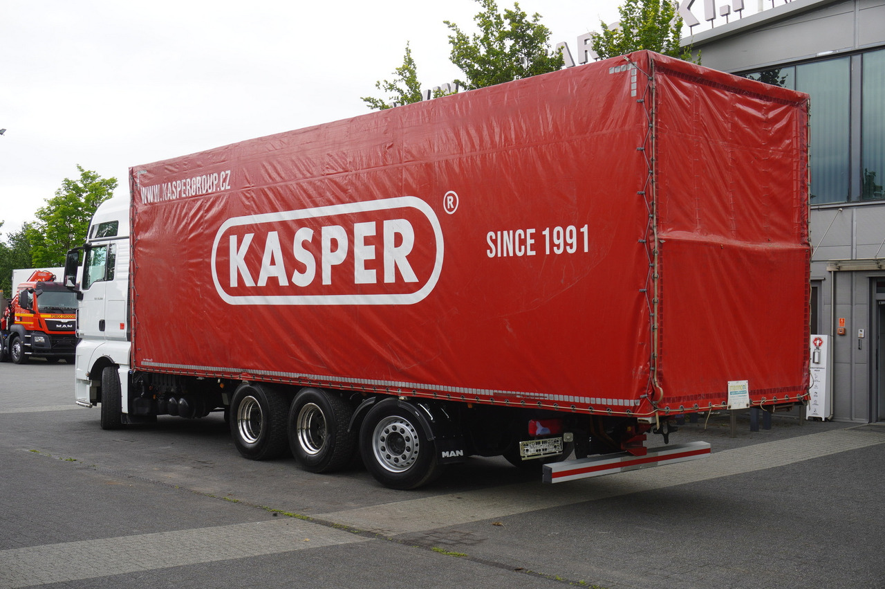 MAN TGX 35.580 E6 8x4 /4 / 23 EPAL tarp superstructure / 4th axle steered - Тентованный грузовик: фото 3 MAN TGX 35.580 E6 8x4 /4 / 23 EPAL tarp superstructure / 4th axle steered - Тентованный грузовик: фото 3
