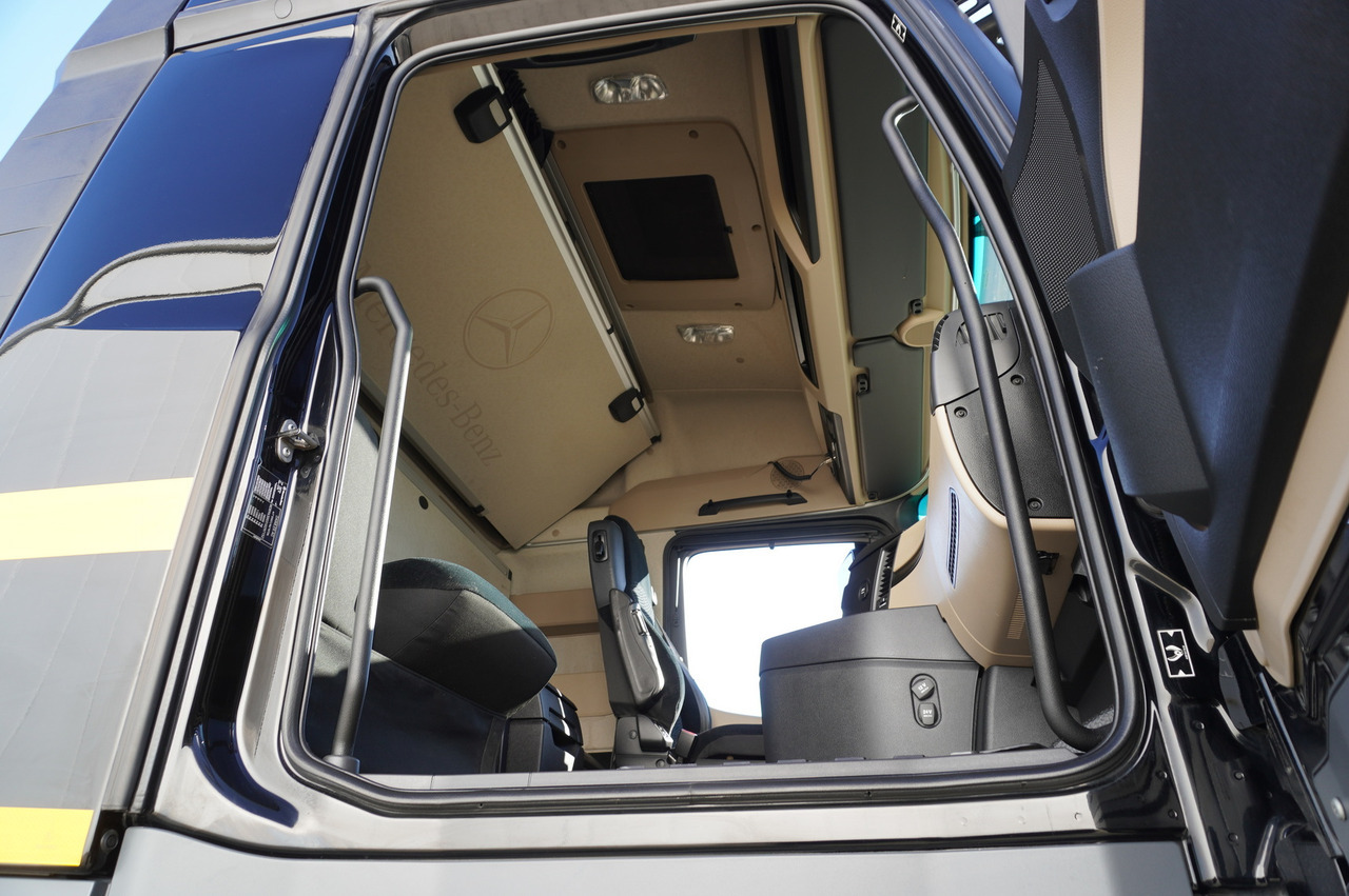 Автовоз MERCEDES-BENZ Actros 1840 E6 4×2 / NEW Tow Truck platform 9.25 m / Lounge cabin: фото 28