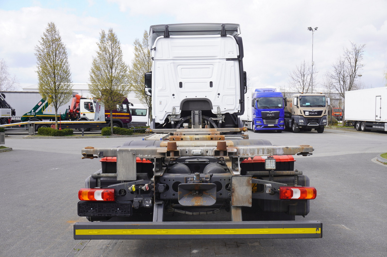 MERCEDES-BENZ Actros 2545 6×2 MP5 / ADR / several units - Грузовик-контейнеровоз/ Сменный кузов: фото 4 MERCEDES-BENZ Actros 2545 6×2 MP5 / ADR / several units - Грузовик-контейнеровоз/ Сменный кузов: фото 4