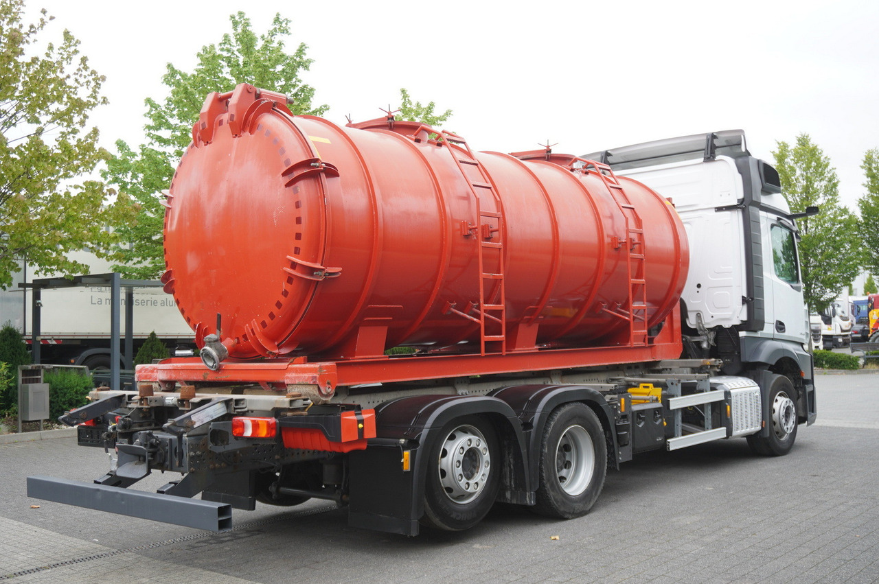 MERCEDES-BENZ Actros 2545 6 × 2 MP5 / NEW septic barrel 13000 L - Грузовик-цистерна: фото 4 MERCEDES-BENZ Actros 2545 6 × 2 MP5 / NEW septic barrel 13000 L - Грузовик-цистерна: фото 4