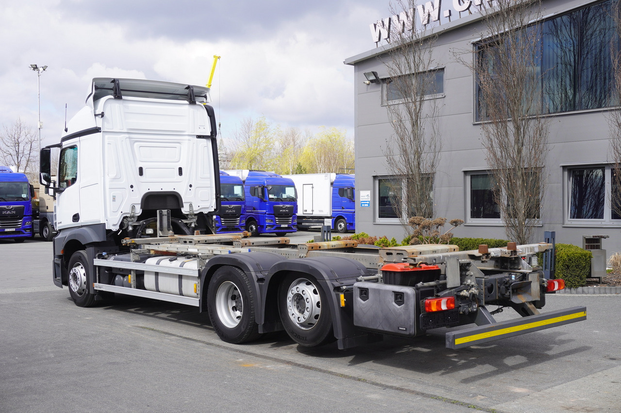 MERCEDES-BENZ Actros 2545 6x2 MP5 / Full ADR / BDF - Грузовик-контейнеровоз/ Сменный кузов: фото 3 MERCEDES-BENZ Actros 2545 6x2 MP5 / Full ADR / BDF - Грузовик-контейнеровоз/ Сменный кузов: фото 3