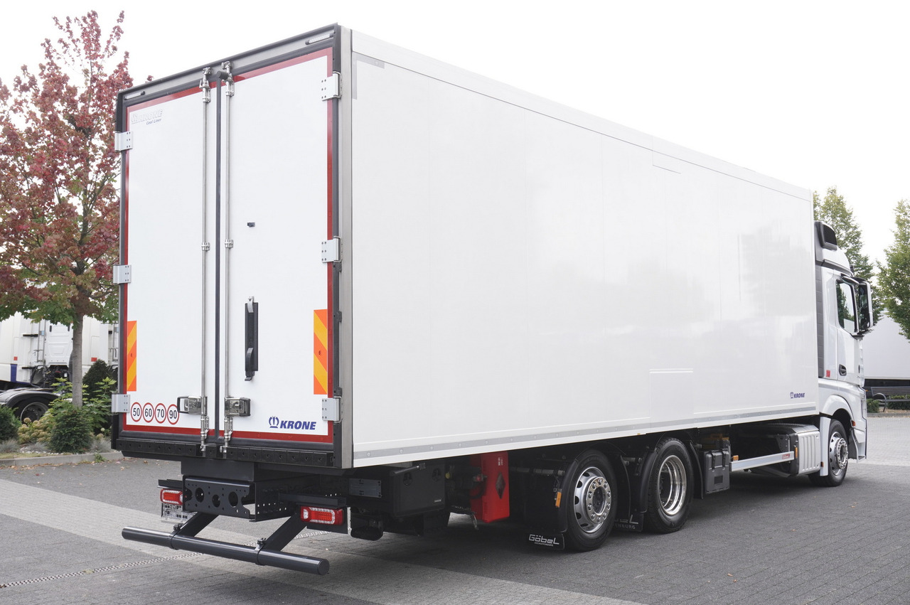 MERCEDES-BENZ Actros 2545 MP5 6×2 E6 / KRONE REFRIGERATOR 40 pallets Bitemperature Doppelstock / high 2.7m - Рефрижератор: фото 4 MERCEDES-BENZ Actros 2545 MP5 6×2 E6 / KRONE REFRIGERATOR 40 pallets Bitemperature Doppelstock / high 2.7m - Рефрижератор: фото 4