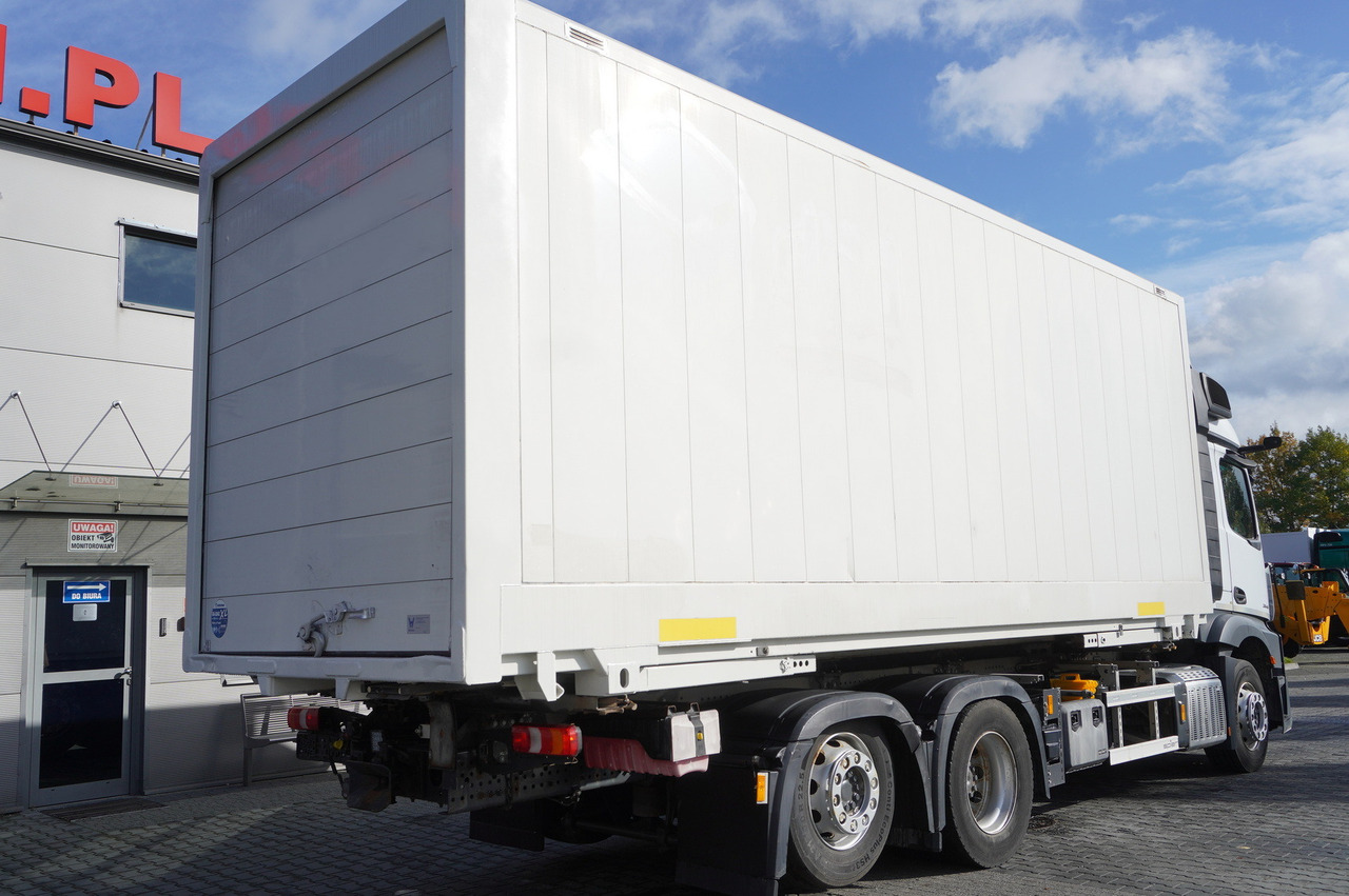 MERCEDES-BENZ Actros 2545 MP5 / KRONE 18 EPAL box body / ADR AT - Рефрижератор: фото 2 MERCEDES-BENZ Actros 2545 MP5 / KRONE 18 EPAL box body / ADR AT - Рефрижератор: фото 2