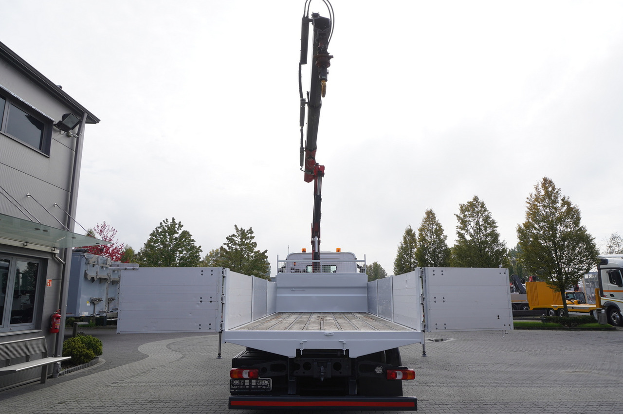MERCEDES-BENZ Antos 2540 / Flatbed 15 EPAL / Fassi F165 / 6.1 t / 8 m reach / remote control / rotator / 1600 MTH / steered axle - Грузовик бортовой/ Платформа, Автоманипулятор: фото 4 MERCEDES-BENZ Antos 2540 / Flatbed 15 EPAL / Fassi F165 / 6.1 t / 8 m reach / remote control / rotator / 1600 MTH / steered axle - Грузовик бортовой/ Платформа, Автоманипулятор: фото 4