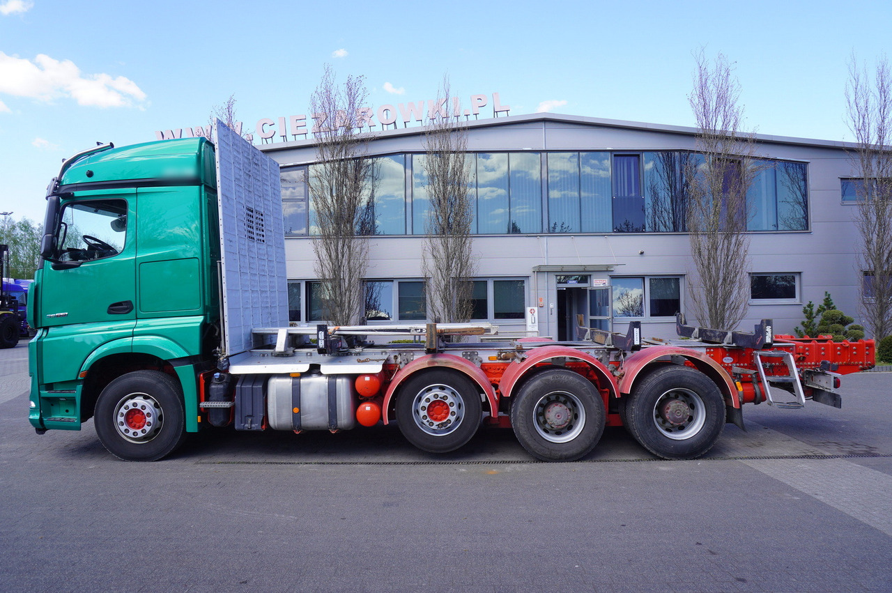 Mercedes-Benz Arocs 3563 8 × 4 / 630 HP / steered axle / Logging superstructure - Лесовоз: фото 4 Mercedes-Benz Arocs 3563 8 × 4 / 630 HP / steered axle / Logging superstructure - Лесовоз: фото 4