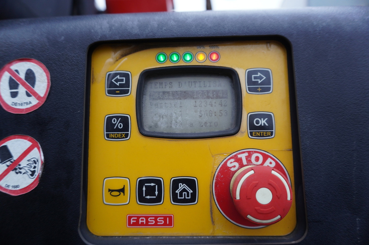 RENAULT C280 DTI 8 / FASSI crane 5.6 T / 560 MTH / range 8 m / Flatbed 15 EPAL - Грузовик бортовой/ Платформа, Автоманипулятор: фото 3 RENAULT C280 DTI 8 / FASSI crane 5.6 T / 560 MTH / range 8 m / Flatbed 15 EPAL - Грузовик бортовой/ Платформа, Автоманипулятор: фото 3