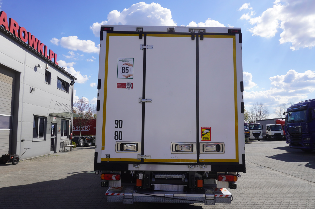 RENAULT D12 / Lamberet refrigerated truck / Dhollandia tail lift 1500 kg / 130 thousand km !! - Рефрижератор: фото 4 RENAULT D12 / Lamberet refrigerated truck / Dhollandia tail lift 1500 kg / 130 thousand km !! - Рефрижератор: фото 4