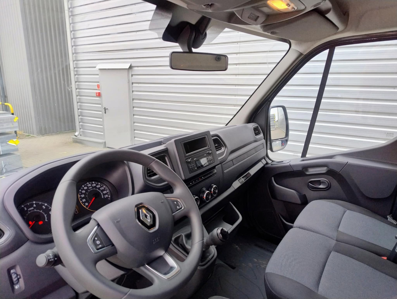 RENAULT Master / BRAND NEW Box van - Фургон с закрытым кузовом: фото 3 RENAULT Master / BRAND NEW Box van - Фургон с закрытым кузовом: фото 3