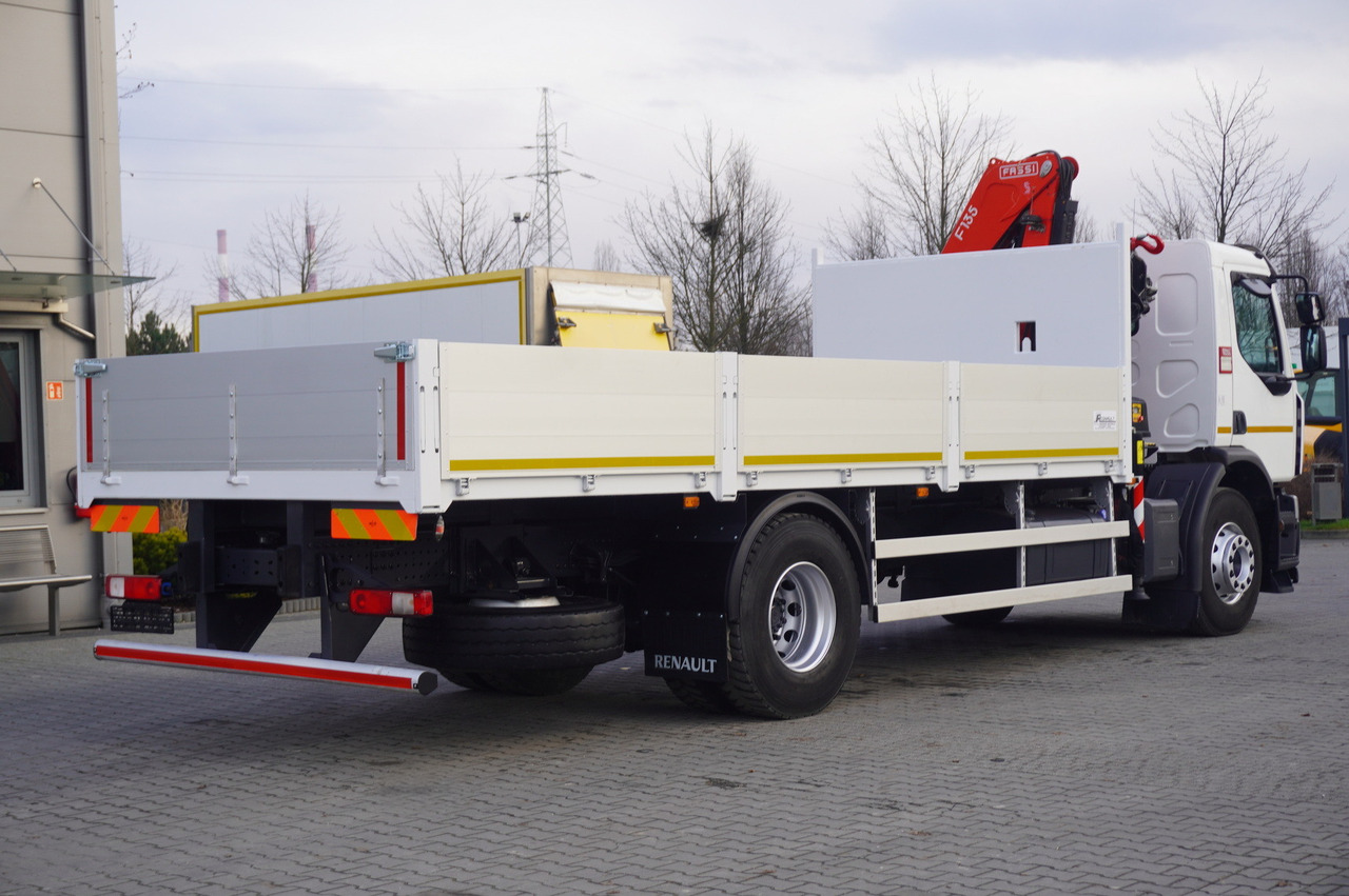 Renault C320 P4x2 E6 / Fassi 5.6 t / Range 8 m / Platform 15 EPAL - Грузовик бортовой/ Платформа, Автоманипулятор: фото 5 Renault C320 P4x2 E6 / Fassi 5.6 t / Range 8 m / Platform 15 EPAL - Грузовик бортовой/ Платформа, Автоманипулятор: фото 5