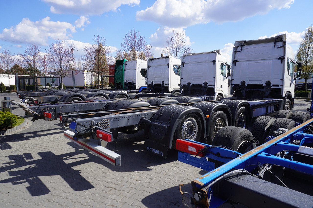 SCANIA R650 V8 / 650 HP/ frame 8.8 m / steered 4th axis / 20 units - Грузовик-шасси: фото 4 SCANIA R650 V8 / 650 HP/ frame 8.8 m / steered 4th axis / 20 units - Грузовик-шасси: фото 4