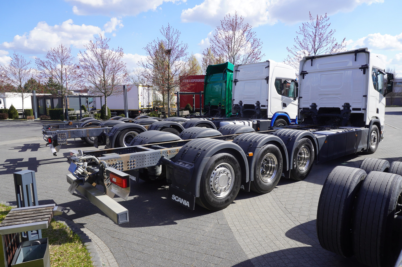 SCANIA R650 V8 / 650 HP/ frame 8.8 m / steered 4th axis / 20 units - Грузовик-шасси: фото 5 SCANIA R650 V8 / 650 HP/ frame 8.8 m / steered 4th axis / 20 units - Грузовик-шасси: фото 5