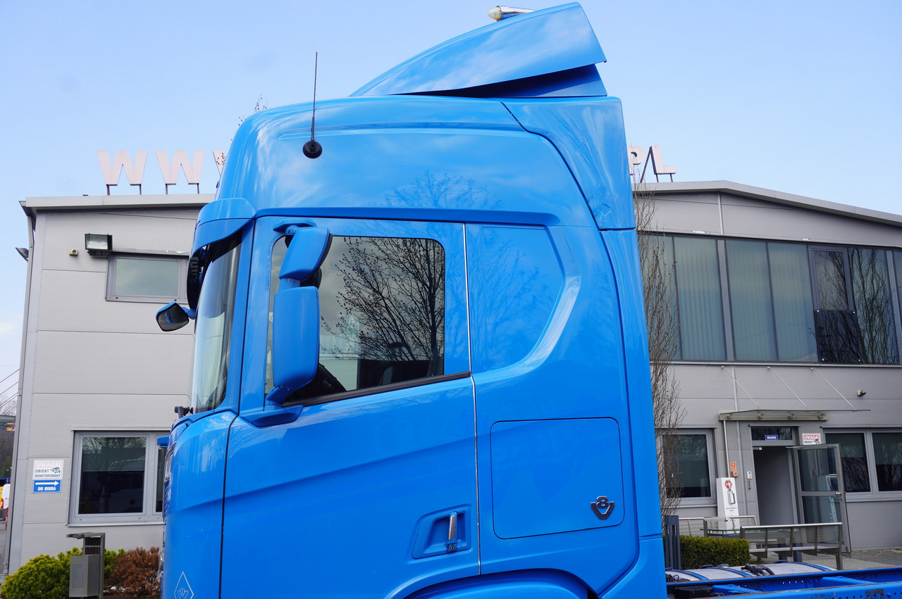 Грузовик-шасси SCANIA R650 V8 / 650 HP/ frame 8.8 m / steered 4th axle: фото 12