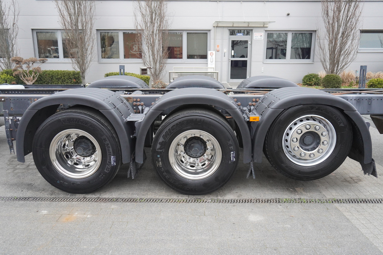 Грузовик-шасси Scania G540 8x4 / Chassis 8.7 m / Steered axle / 2021: фото 10