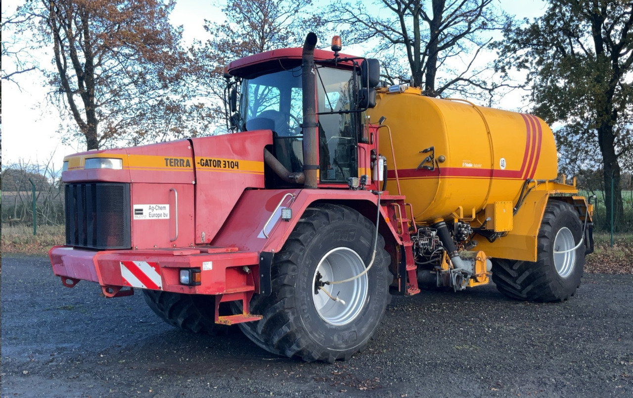 TERRA-GATOR TG 3104 Self-propelled liquid manure spreader - Навозоразбрасыватель: фото 1 TERRA-GATOR TG 3104 Self-propelled liquid manure spreader - Навозоразбрасыватель: фото 1