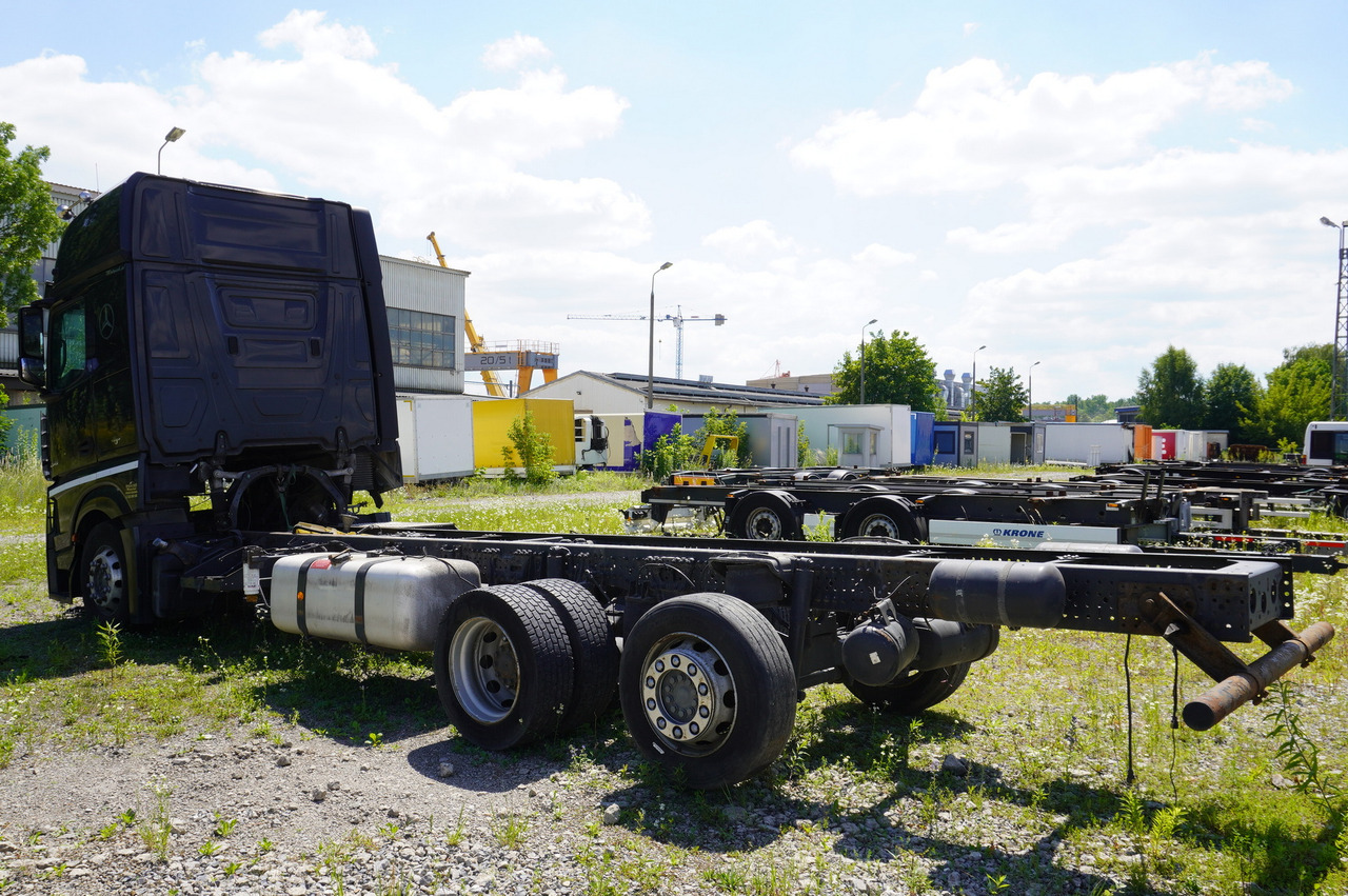 MERCEDES-BENZ Actros 2545 GIGA / without engine - Запчасти: фото 3 MERCEDES-BENZ Actros 2545 GIGA / without engine - Запчасти: фото 3