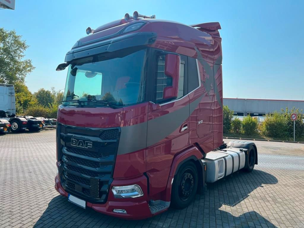 DAF XG 480 FT Low Deck Retarder Standklima 2xTank - Тягач: фото 2 DAF XG 480 FT Low Deck Retarder Standklima 2xTank - Тягач: фото 2