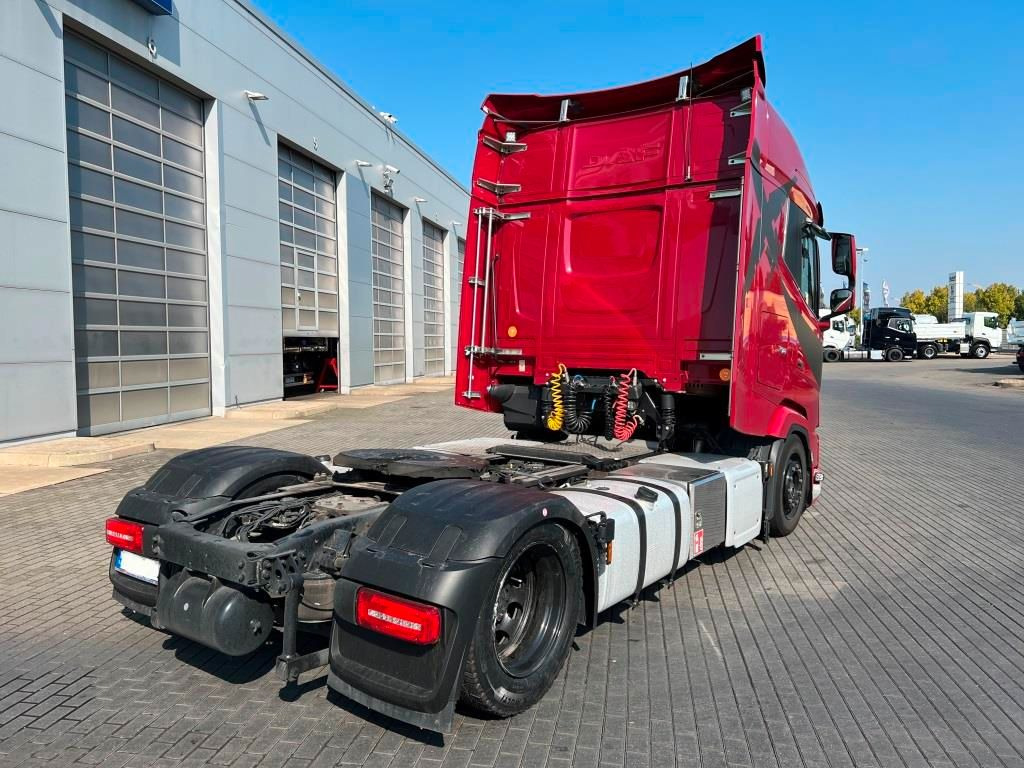 DAF XG 480 FT Low Deck Retarder Standklima 2xTank - Тягач: фото 4 DAF XG 480 FT Low Deck Retarder Standklima 2xTank - Тягач: фото 4