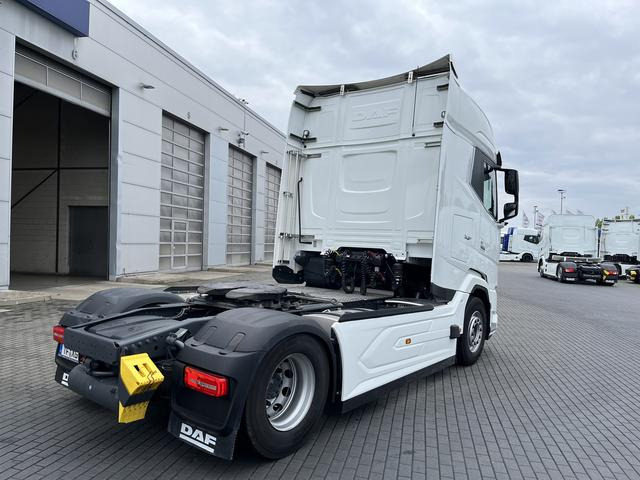 DAF XG+ 480 FT TraXon Intarder Standklima 2 x Tank - Тягач: фото 4 DAF XG+ 480 FT TraXon Intarder Standklima 2 x Tank - Тягач: фото 4