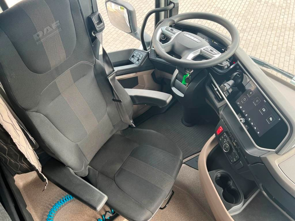 DAF XG 480 FT TraXon ZF-Intarder 2x Tank 1.195 Liter - Тягач: фото 5 DAF XG 480 FT TraXon ZF-Intarder 2x Tank 1.195 Liter - Тягач: фото 5