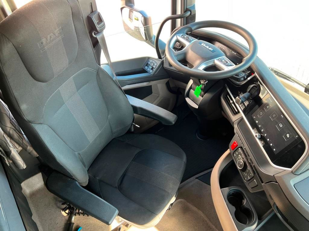 DAF XG 480 FT TraXon ZF-Intarder 2x Tank 1.195 Liter - Тягач: фото 5 DAF XG 480 FT TraXon ZF-Intarder 2x Tank 1.195 Liter - Тягач: фото 5
